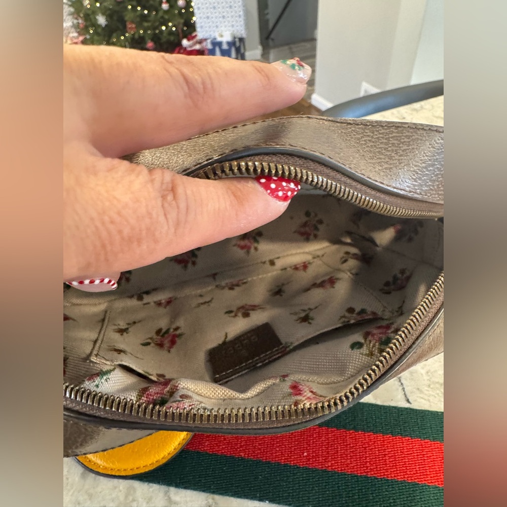 Authentic Gucci Neo Vintage GG Supreme Messenger Bag Camera Bag Crossbody Purse  - Picture 12 of 16